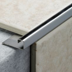 BOX SECTION G304 STAINLESS STEEL TRIM