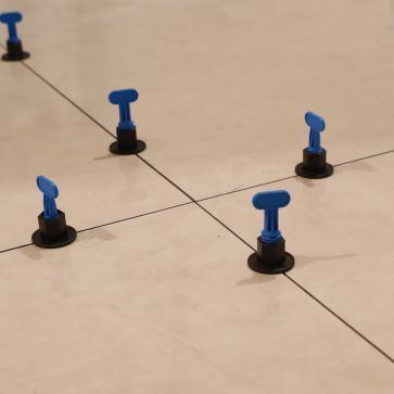 (2-17mm) WALL LEVELLING SPACERS 100PCS